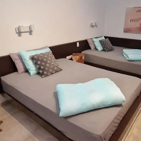 Del Sol Apartment *