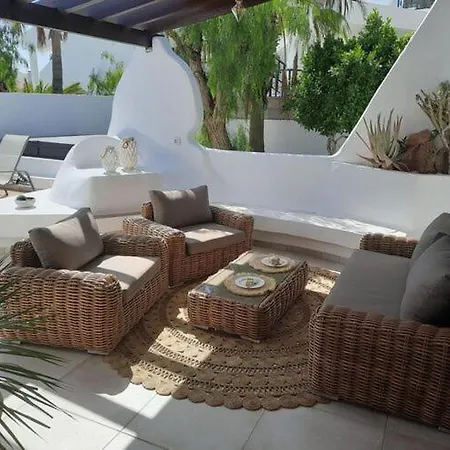 Del Sol Apartment *